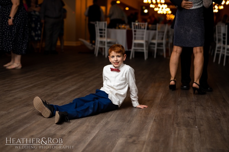 Shannon-Chris-Hunt-Valley-Country-Club-Wedding-175