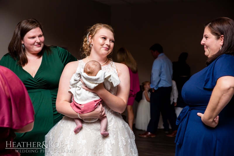 Shannon-Chris-Hunt-Valley-Country-Club-Wedding-177
