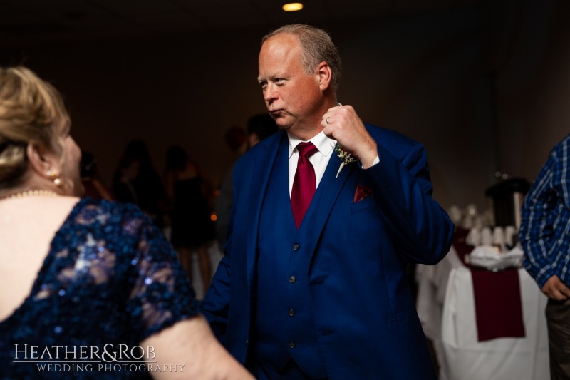 Shannon-Chris-Hunt-Valley-Country-Club-Wedding-178