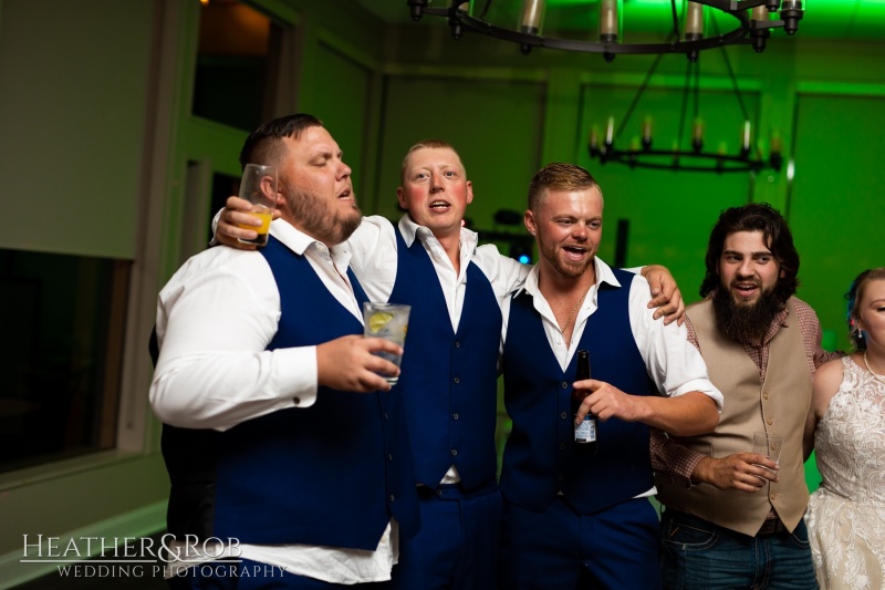 Shannon-Chris-Hunt-Valley-Country-Club-Wedding-187