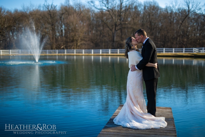 Tammy-Dan-Wedding-Pond-View-Farm-Heather-Rob-Wedding-Photography-122