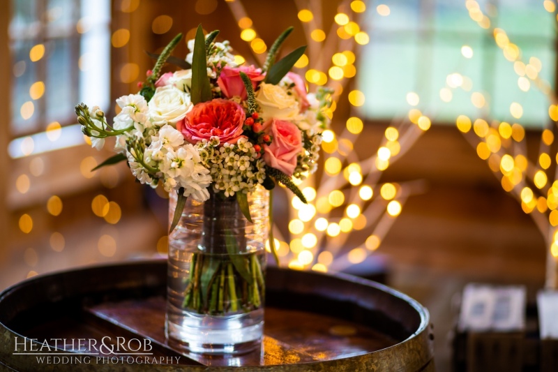 Tammy-Dan-Wedding-Pond-View-Farm-Heather-Rob-Wedding-Photography-132