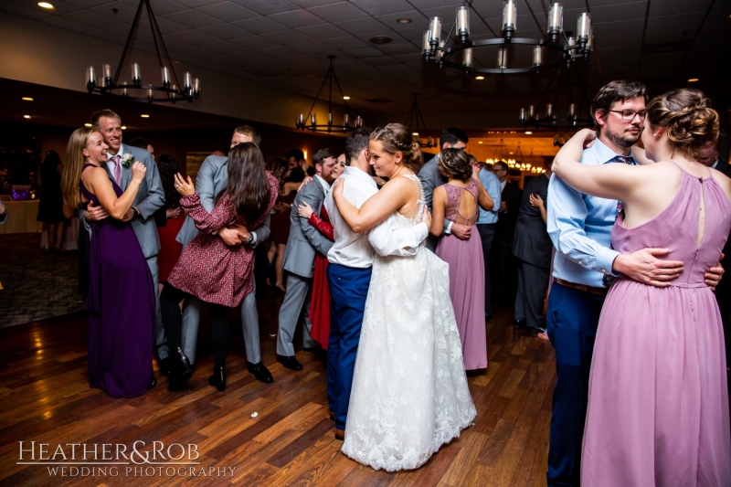 Toni-Joe-Wedding-Hunt-Valey-Country-Club-161