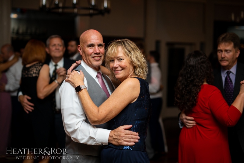 Toni-Joe-Wedding-Hunt-Valey-Country-Club-162