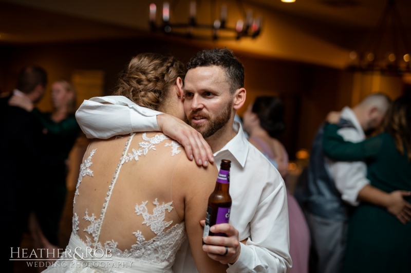 Toni-Joe-Wedding-Hunt-Valey-Country-Club-178